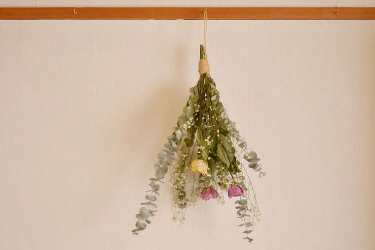 How to dry roses quickly